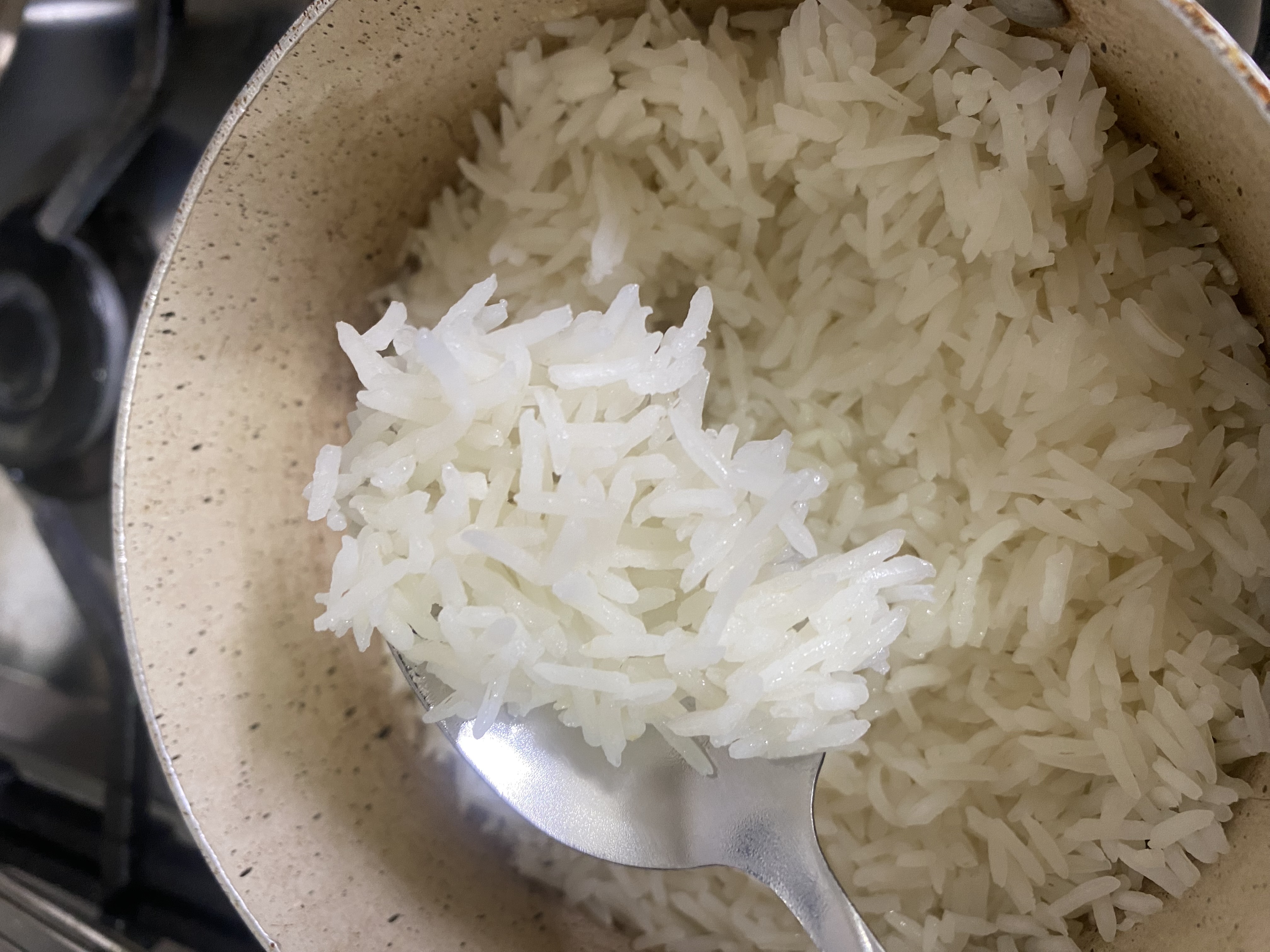 برنج هاشمی معطر درجه یک کیسه ۱۰ کیلویی